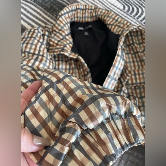 Zara cropped plaid puffer jacket - Picture 9 of 9